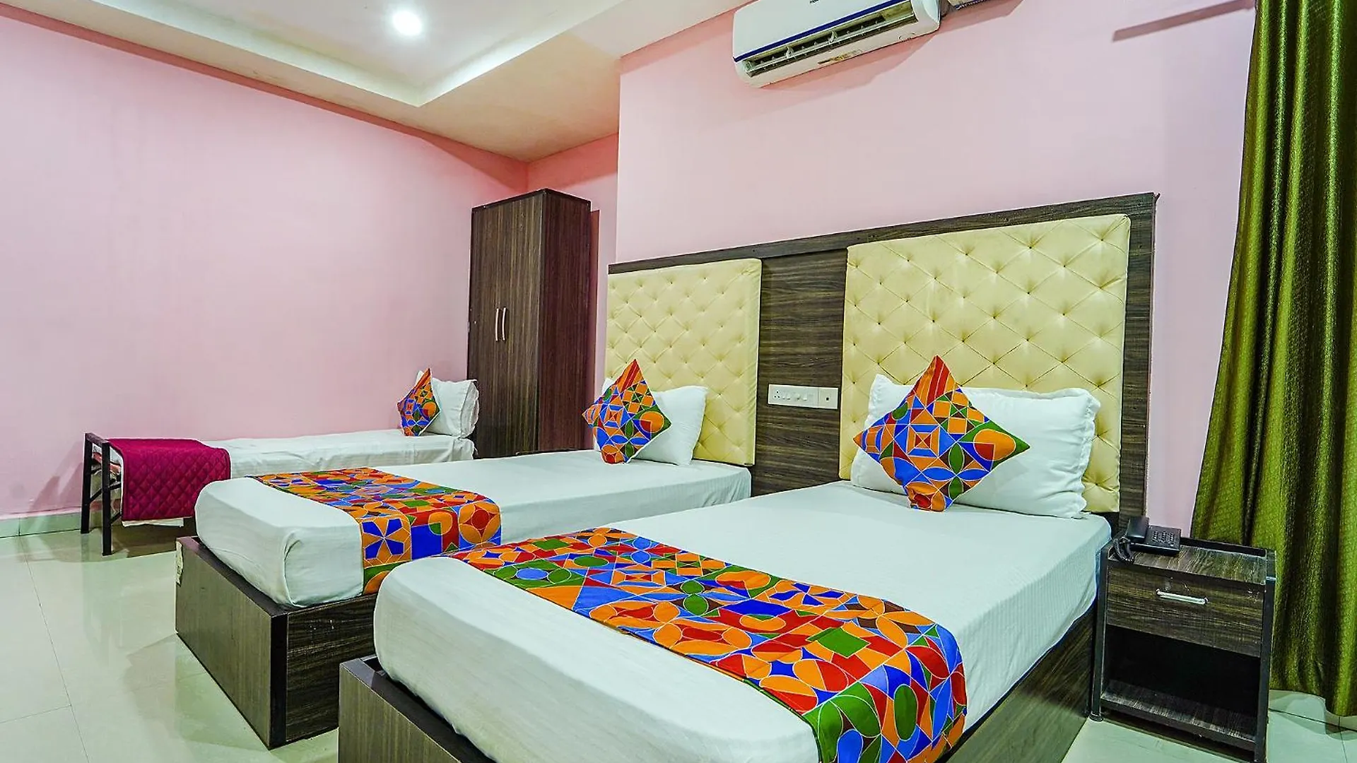 Tripunithura Fabhotel Central Inn Residency
