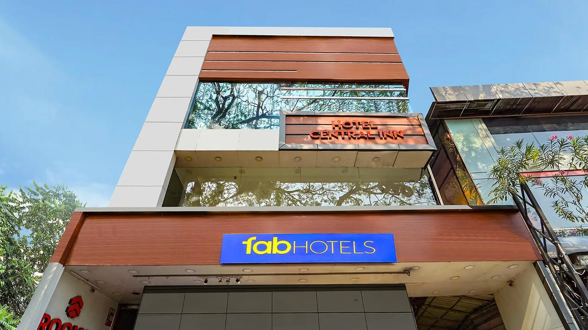 Tripunithura Fabhotel Central Inn Residency
